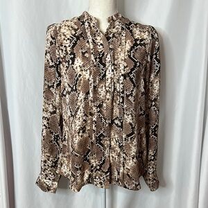 Express Portofino Snakeskin Print Pleated Long Sleeve Button-Up Blouse